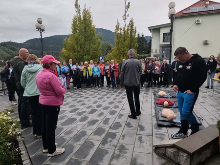Udeleženci sprehoda
