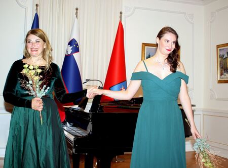 Mateja Potočnik in Maja Kastratovik