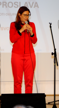 Slavnostna govornica, Andreja Katič